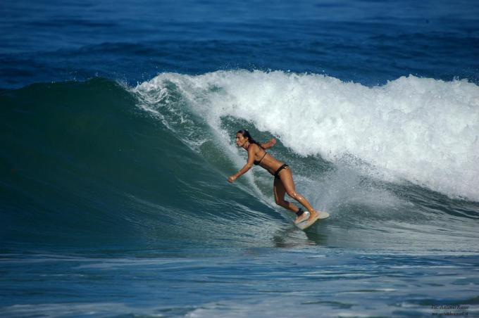 Surf-Guanacaste-nolimitadventurescr