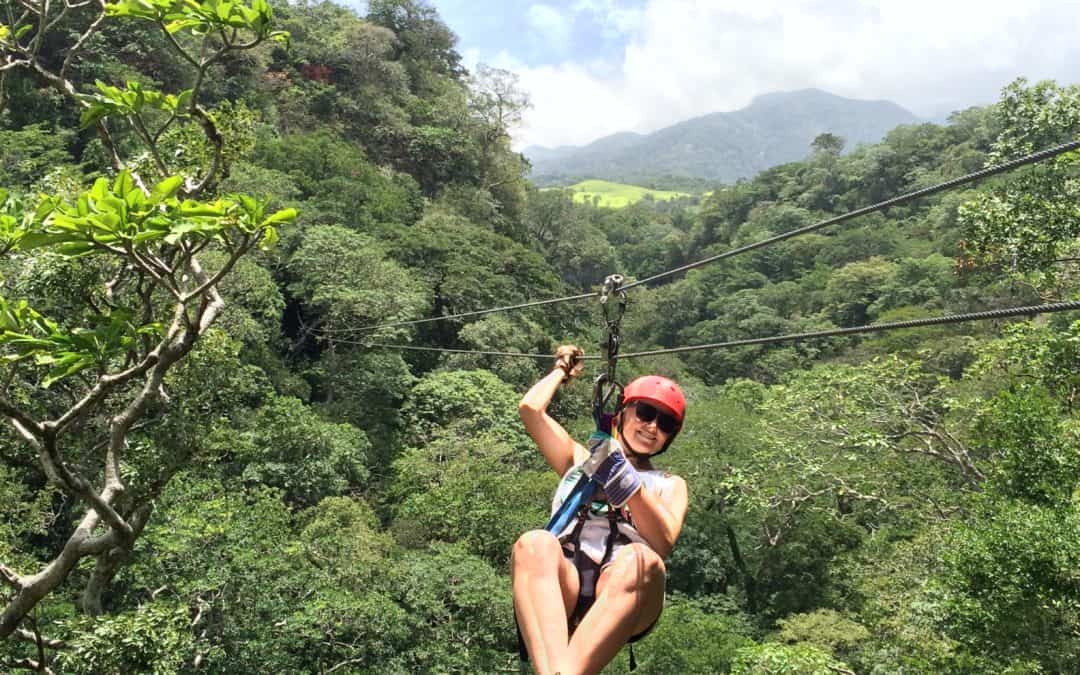 Zip line in Costa Rica - No Limit Adventure