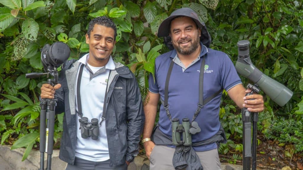 guides of no limit adventures crew